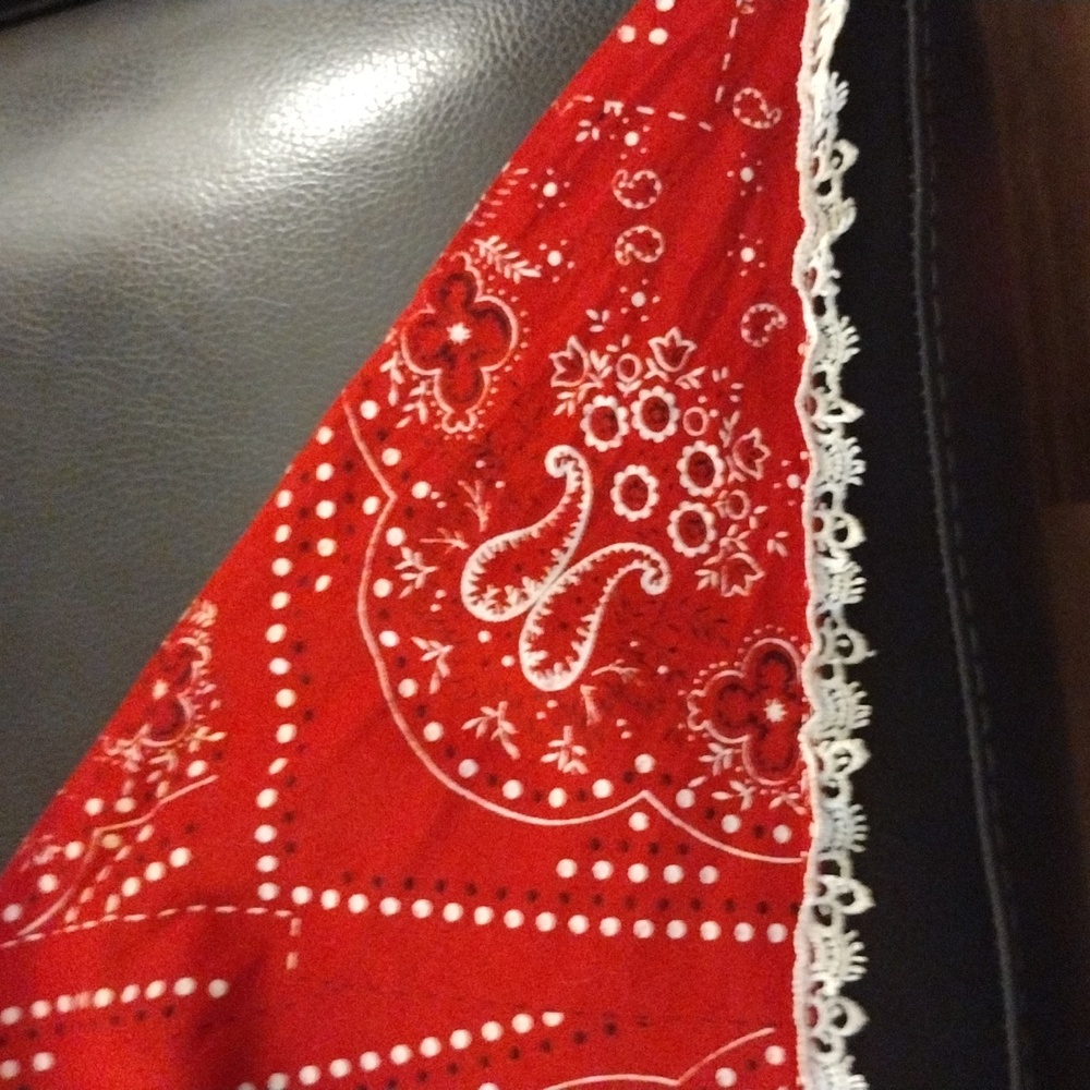 Vintage Bandana - Picture 2 of 3